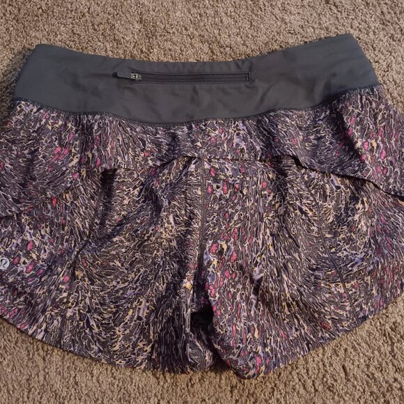 Lululemon Speed Up Shorts Topography Multi Graphite Grey sz 8 - Picture 4 of 4
